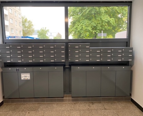 Paketfachanlage Schleuse innen